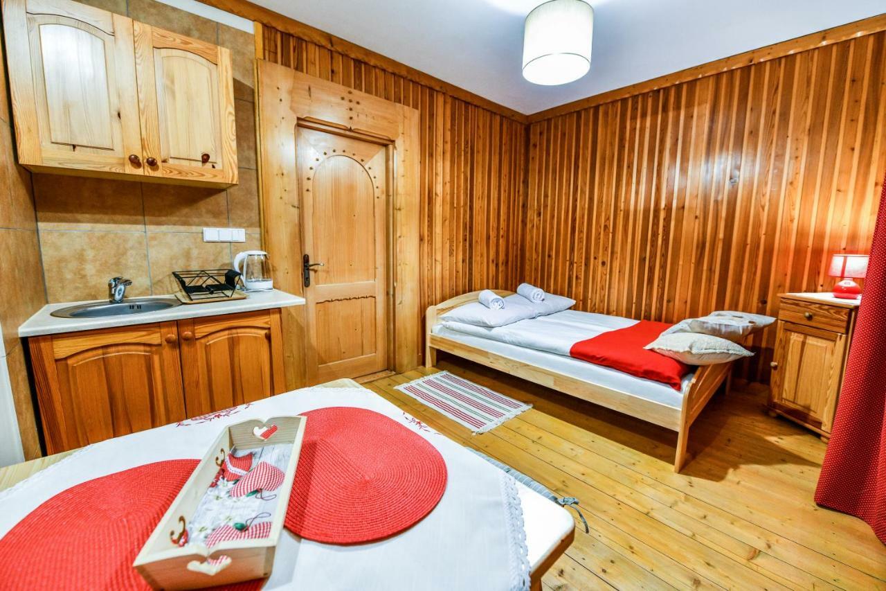 Pokoje Goscinne Makuszynskiego Zakopane Luaran gambar